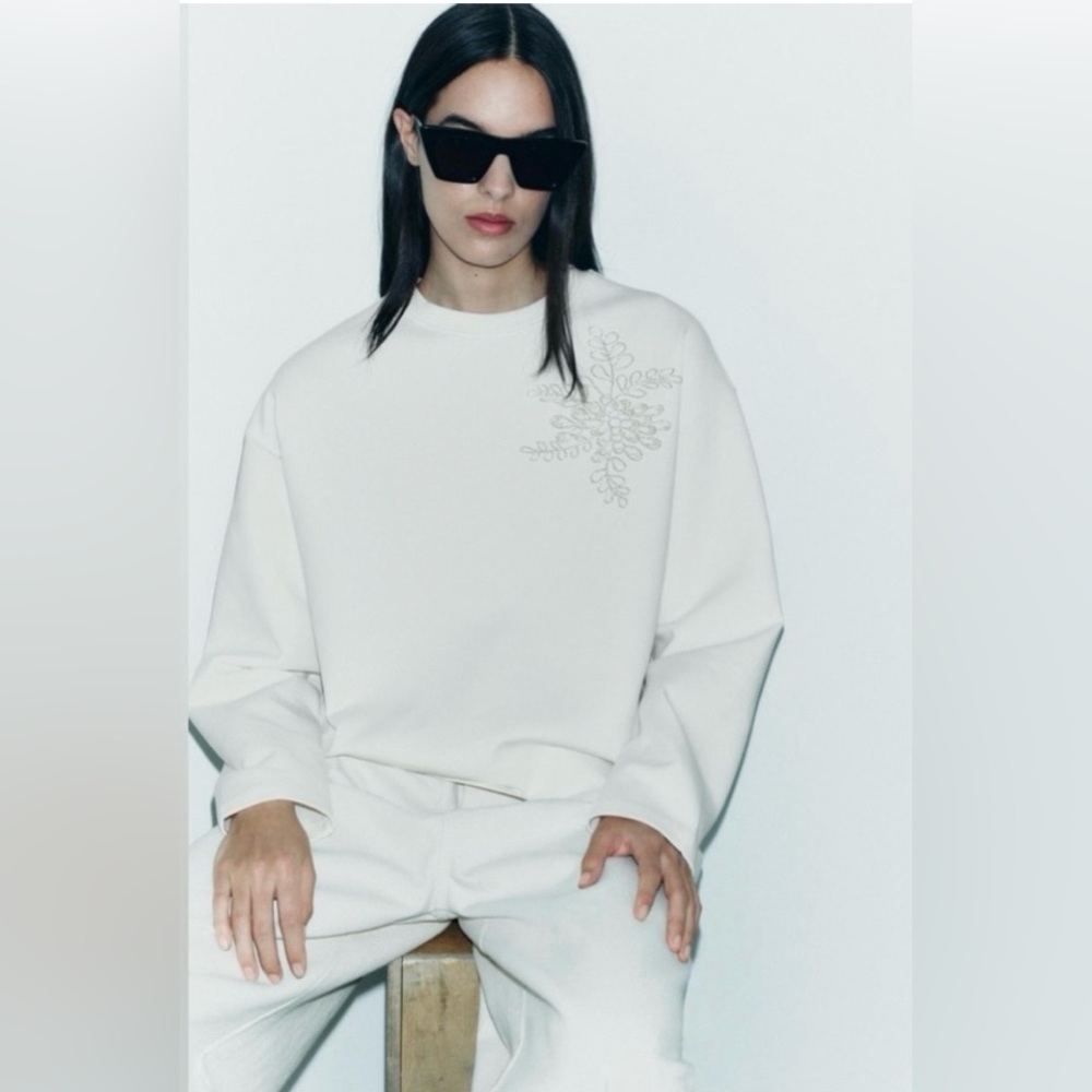 ZARA Ivory Jeweled Sweatshirt | X-Large | Long Sleeve | Sold Out - Picture 2 of 10